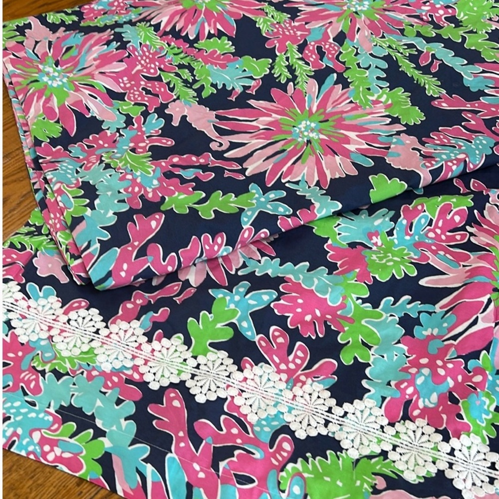 Set of 2 Lilly Pulitzer Trippin and Sippin twin duvet cover and sham